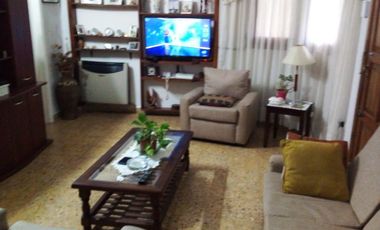 Casa en  Temperley este