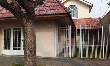 Casa en  Temperley este