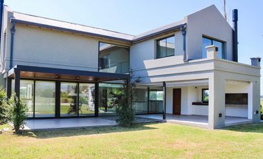 Casa en Estancia La Rinconada en Venta Excelente Apto Credito