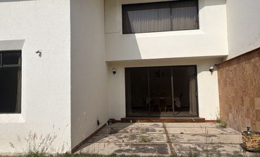 Se vende casa en privada en Estrellas del Sur, Puebla