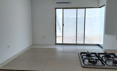 CASA EN RENTA EN PRIVADA LA ESPERANZA