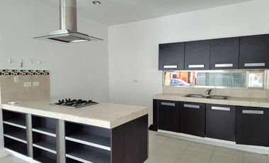 CASA EN RENTA EN PRIVADA LA ESPERANZA