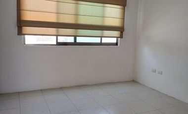 CASA EN RENTA EN PRIVADA LA ESPERANZA