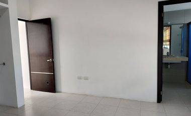 CASA EN RENTA EN PRIVADA LA ESPERANZA