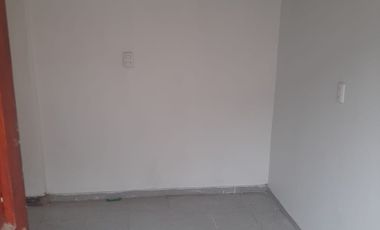 Se vende tres casas dentro de un mismo terreno