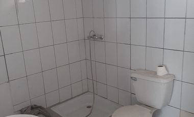 Se vende tres casas dentro de un mismo terreno