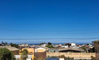 Se vende Terreno Edificado En Costa Azul