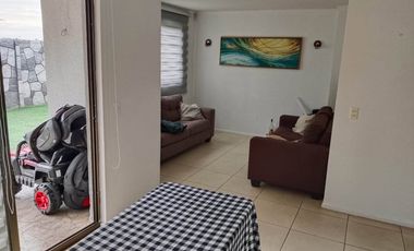 Se arrienda Casa en sector Los Pinos. QUILPUE.