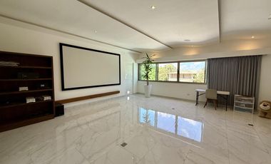 Casa en Venta con vista al lago en Lagos del Sol Cancun