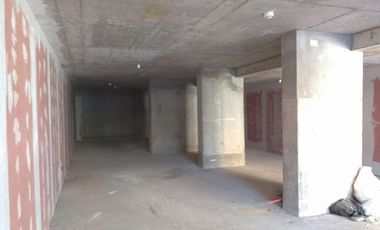 ¡Local N°2 en Duble Almeyda a pasos de Metro Ñuñoa!