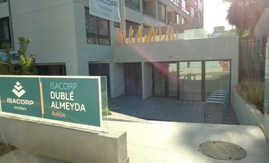¡Local N°2 en Duble Almeyda a pasos de Metro Ñuñoa!