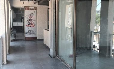 Local habilitado de 60 m² en edificio “Colores del Abra” en zona céntrica de LA FLORIDA