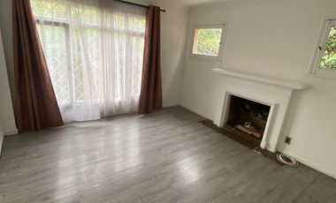 Casa En Arriendo 4D3B1E En Manuel Montt habilitada Comercial