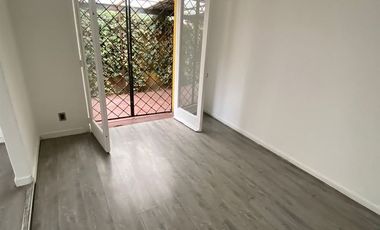 Casa En Arriendo 4D3B1E En Manuel Montt habilitada Comercial