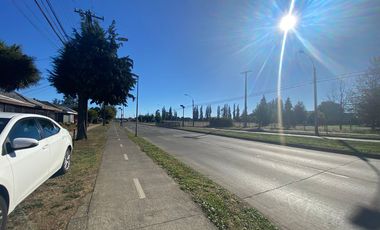 AMPLIO TERRENO Y CÓMODA PROPIEDAD EN VENTA