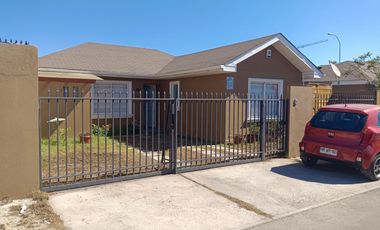 AMPLIA CASA SECTOR SAN JOAQUIN DE LA SERENA,  OPORTUNIDAD