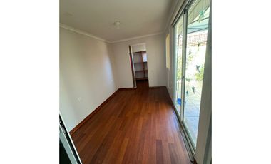 AMPLIA CASA SECTOR SAN JOAQUIN DE LA SERENA,  OPORTUNIDAD