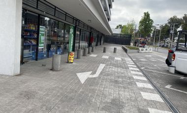 Último Local disponible en Ñuñoa, ideal para rubro gastronómico  - Calle Exequiel Fernandez #2000