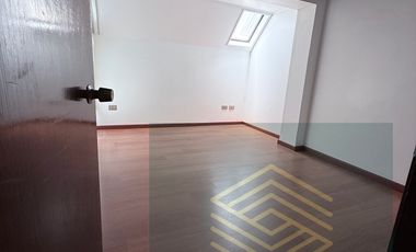 SE ARRIENDA COMODA CASA EN JARDIN DEL MAR