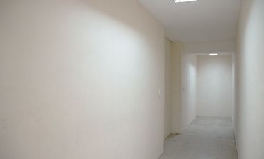 120 UF  280m2 dos niveles libres