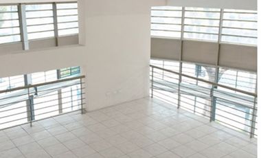 120 UF  280m2 dos niveles libres