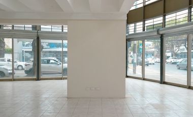 120 UF  280m2 dos niveles libres