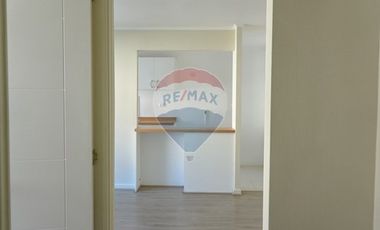 Venta Departamento en Condominio Lomas de Landa