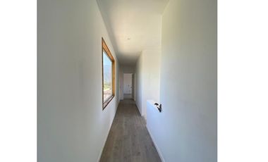 Amplia casa nueva en condominio