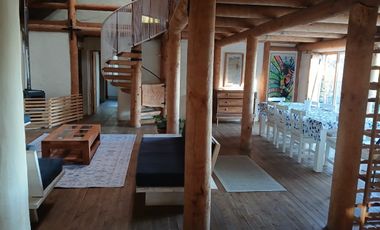 GRAN Y HERMOSA CASA EN ARRIENDO AÑO CORRIDO