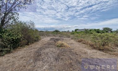TERRENO ESQUINERO EN SANTA ELENA (LC)