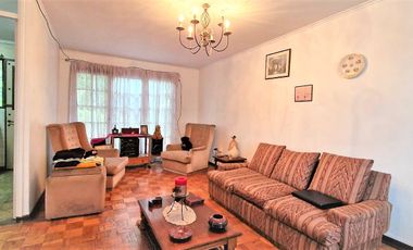 Arriendo de casa de dos pisos AMOBLADA, 4 dormitorios, en Quillota – Los Naranjos. $620.000