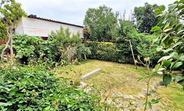 Arriendo de casa de dos pisos AMOBLADA, 4 dormitorios, en Quillota – Los Naranjos. $620.000