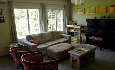 Casa impecable en Roldan, moderna , apta credito