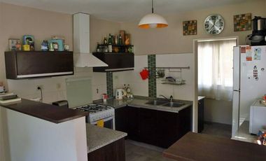 Casa impecable en Roldan, moderna , apta credito