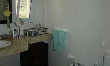 Casa impecable en Roldan, moderna , apta credito