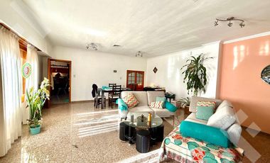 Venta Casa 4 dorm. mas Departamento -Allen - Rio Negro