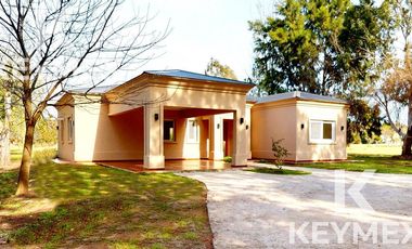 VENTA CASA 3 DORMITORIOS EN MIRALAGOS