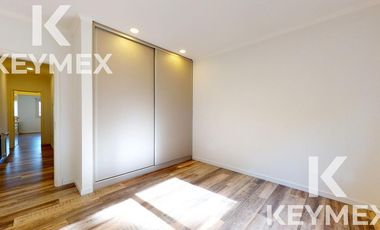 VENTA CASA 3 DORMITORIOS EN MIRALAGOS