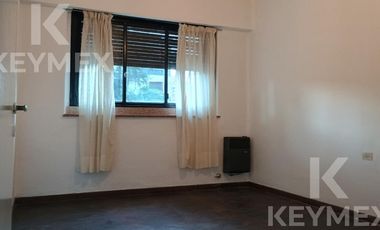 CASA DE 3 DORM EN ALQUILER C/VERDE