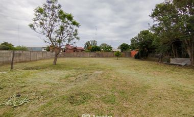 VENTA | PERMUTA - Casa de 3 dormitorios con cochera y patio. Monje, San Jerónimo, Santa Fe.