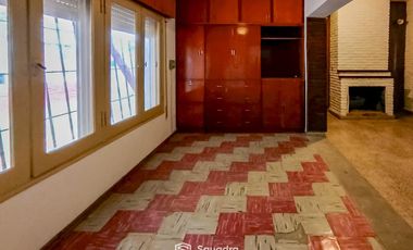 VENTA | PERMUTA - Casa de 3 dormitorios con cochera y patio. Monje, San Jerónimo, Santa Fe.