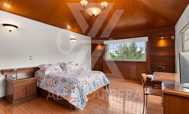 A C G Internacional Presenta  