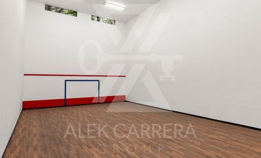 A C G Internacional Presenta  