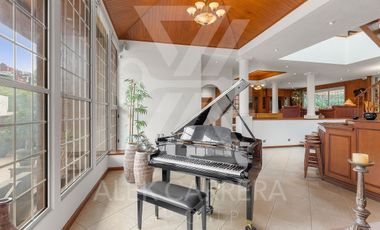 A C G Internacional Presenta  