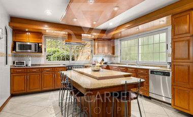 A C G Internacional Presenta  