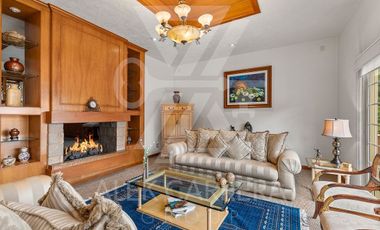 A C G Internacional Presenta  