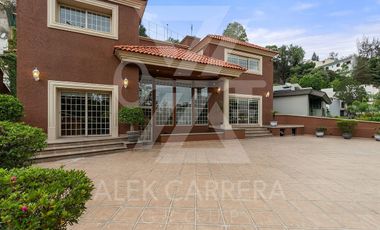 A C G Internacional Presenta  