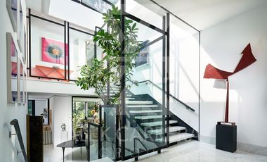 ACG International Presenta: 