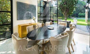 ACG International Presenta: 