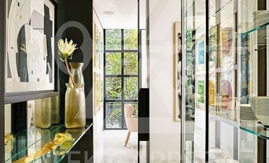 ACG International Presenta: 